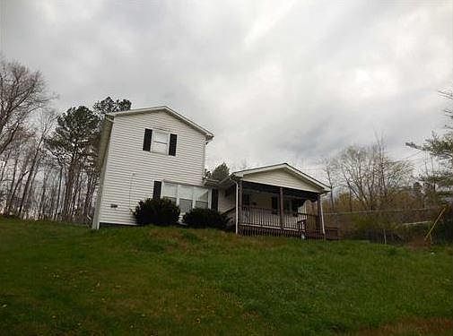 1st image of 575 Hitchins Ave