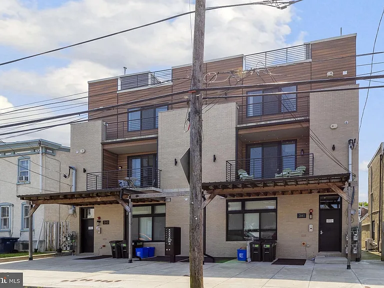 381 Martin St #3 — Photo 24