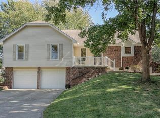 3900 SW 10th St, Blue Springs, MO 64015