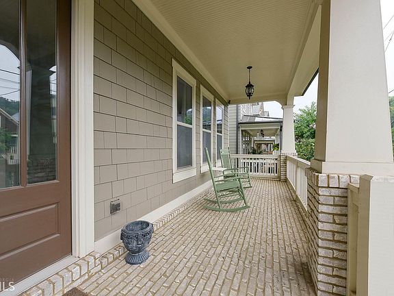 4th image of 1564 Roswell St SE #0