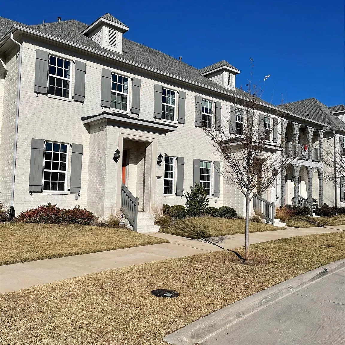 2 bed, 2.5 bath, 2038 sqft, $3,500 — Photo 1