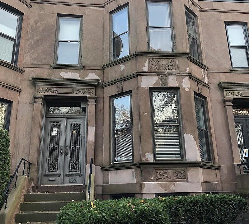 1st image of 192 Midwood St