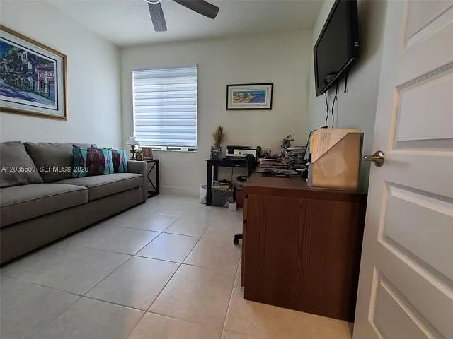 8301 NW 41st St #302 — Photo 9