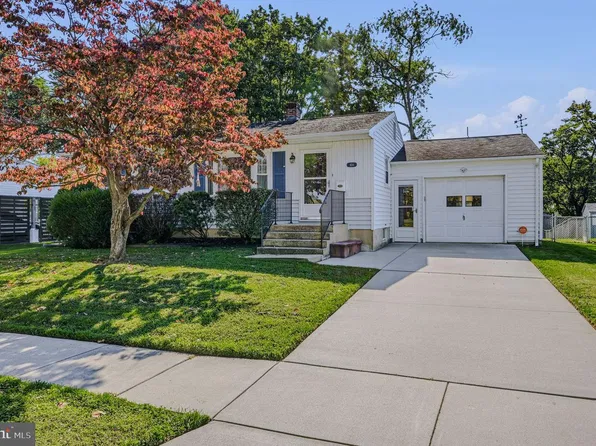 406 Durso Dr, Newark, DE 19711