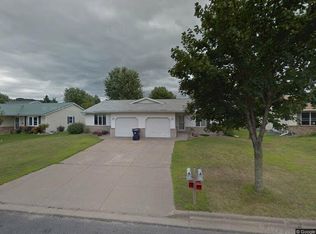 926 Bethanne Pl, Onalaska, WI 54650