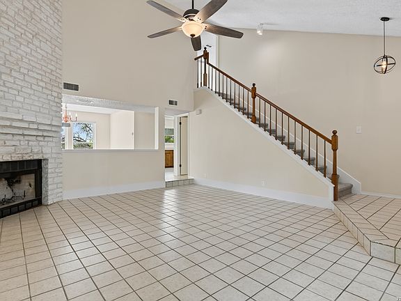 4th image of 19410 ENCINO SMT