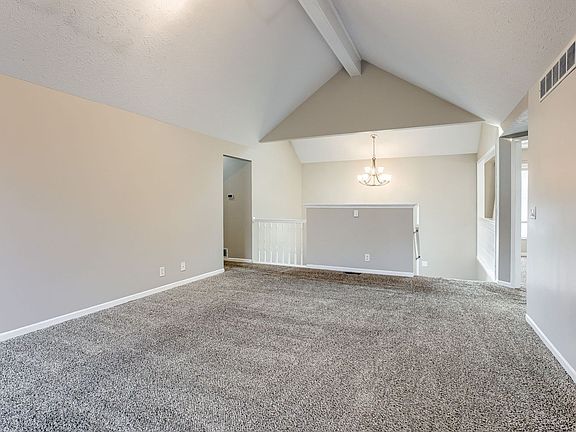 4th image of 17218 Pine St