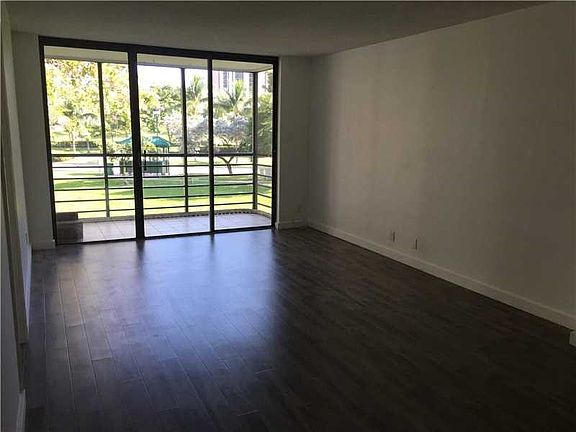 2nd image of 20500 W Country Club Dr APT 207