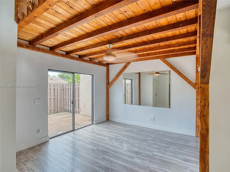 8015 SW 21st Ct #8015 — Photo 19