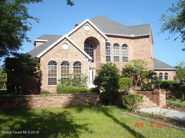 1st image of 5615 Willoughby Dr
