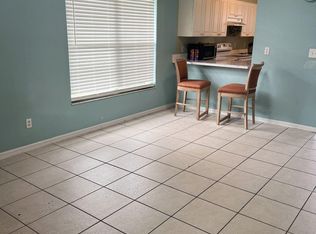 4623 19th Ct SW APT 2, Naples, FL 34116