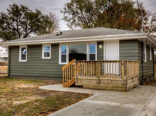2929 Walker St, Des Moines, IA 50317