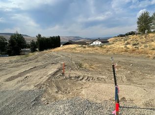 17 Parks Drive, Okanogan, WA 98840