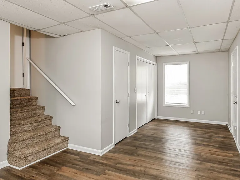 2985 Valley View Cir — Photo 16