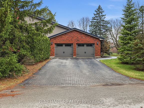 4th image of 36 Redford Rd