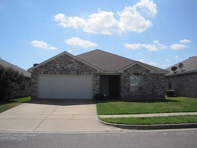 1st image of 306 Dakota Dr