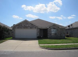 306 Dakota Dr, Arlington, TX 76002