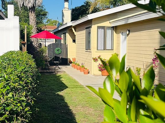 2nd image of 18319 Grevillea Ave