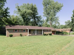 400 Nice Dr, Clarksville, TN 37042
