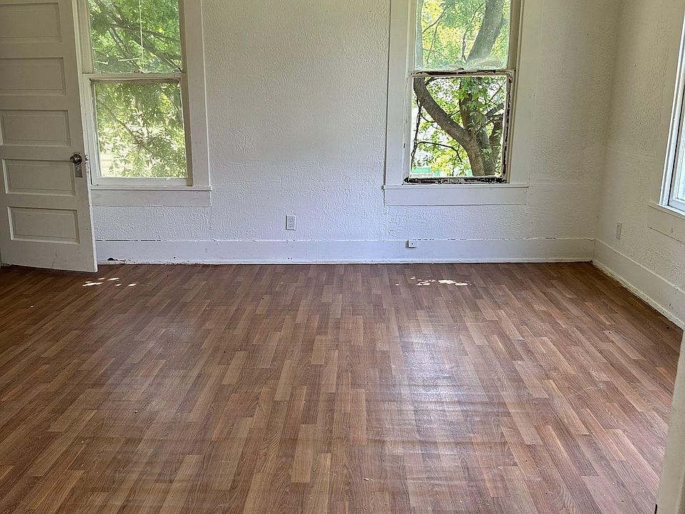 1st image of 649 E Price St #1