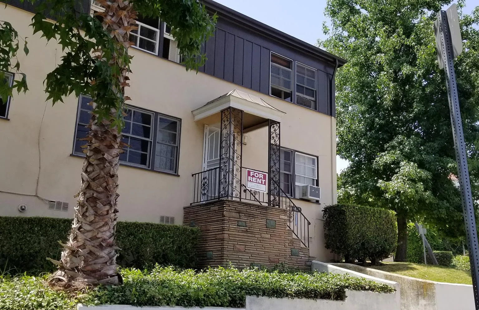 Studio, 500 sqft, $1,600 — Photo 1