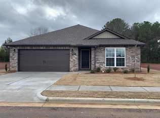 3143 Chestnut St, Decatur, AL 35601