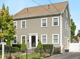 262 Warren St #2, Waltham, MA 02453