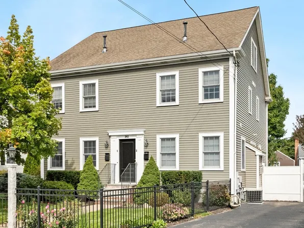 262 Warren St #2, Waltham, MA 02453