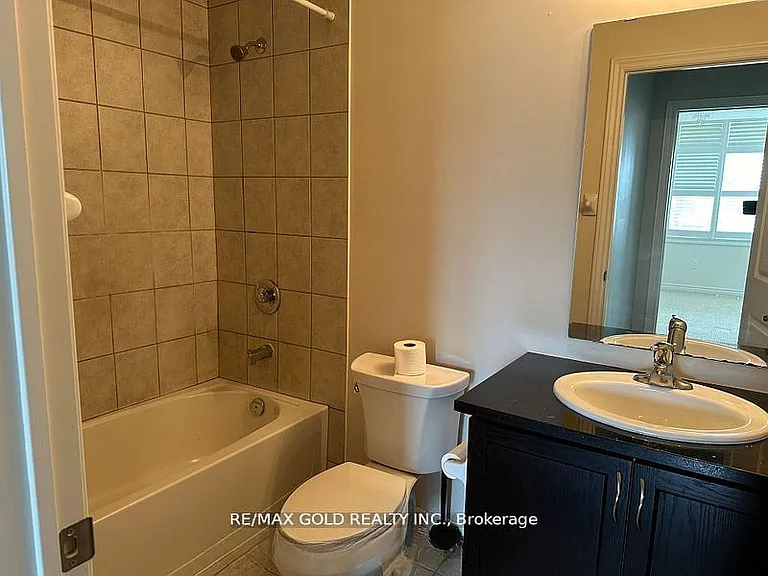 292 Remembrance Rd — Photo 19