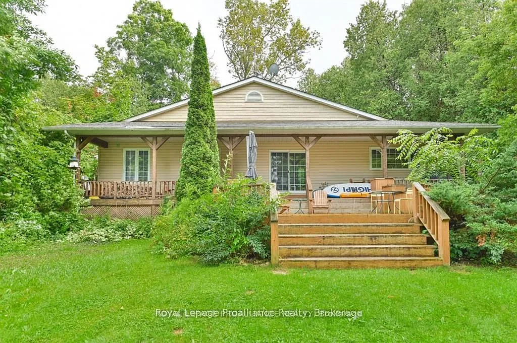 4 bed, $3,000 — Photo 1