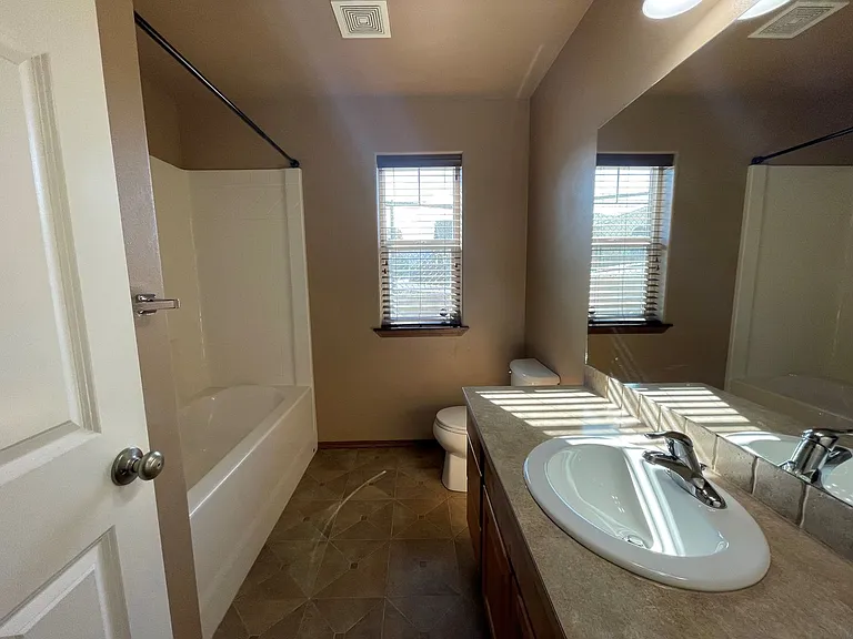 907 Fawn Cir — Photo 11