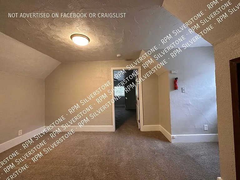 509 E George Ave — Photo 10