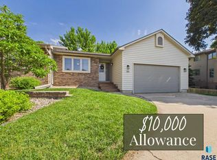 610 E 57th St, Sioux Falls, SD 57108