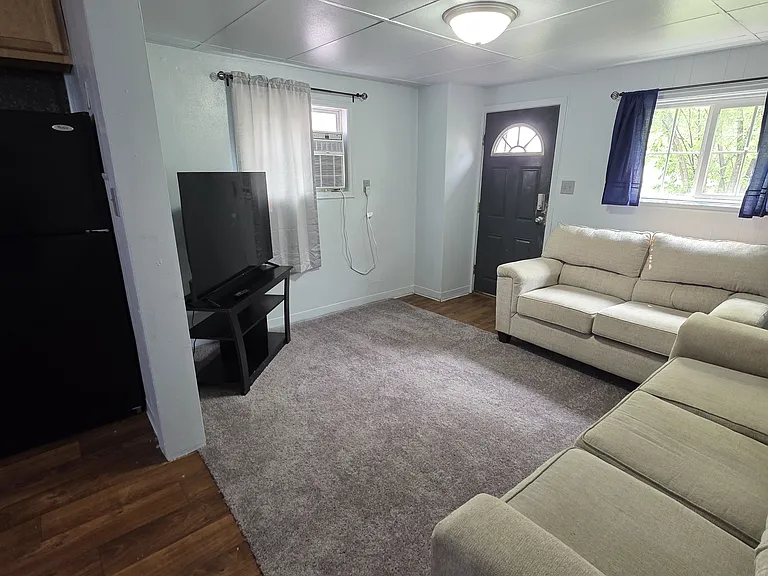 505 S 10th St #1/2 — Photo 33