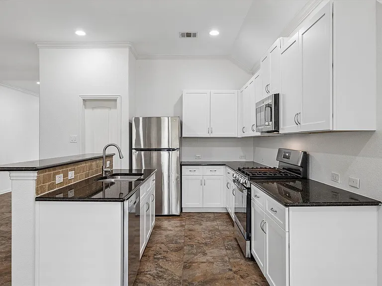 Maiden Grass Dr — Photo 18