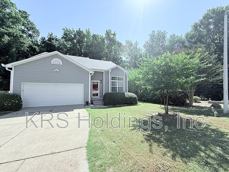 232 Honey Springs Ave — Photo 2