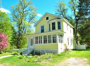 47 Robert St, Lee, MA 01238