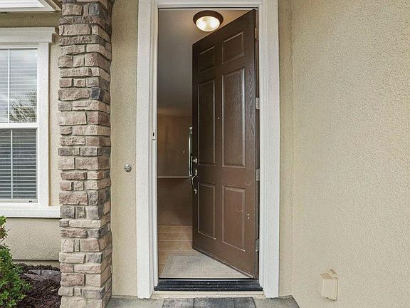 4th image of 322 Summer Phlox Ln