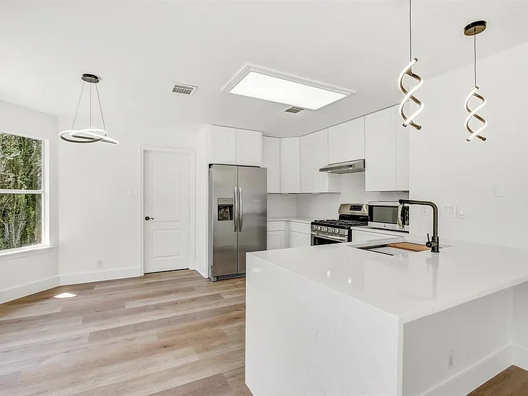 16803 Bailey Jean Dr — Photo 1