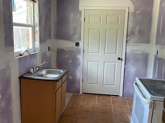 4th image of 2813 Kimberly Ln