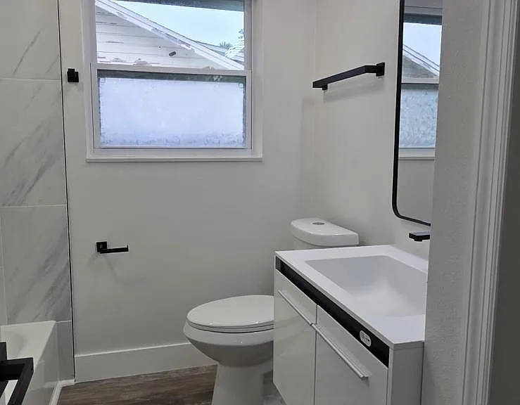 243 S Hull Ave — Photo 13