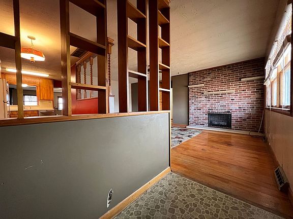 5th image of 816 N 11th St
