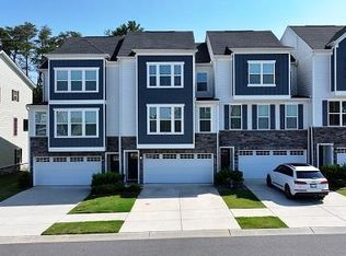 959 Portrush Ln, Tega Cay, SC 29708