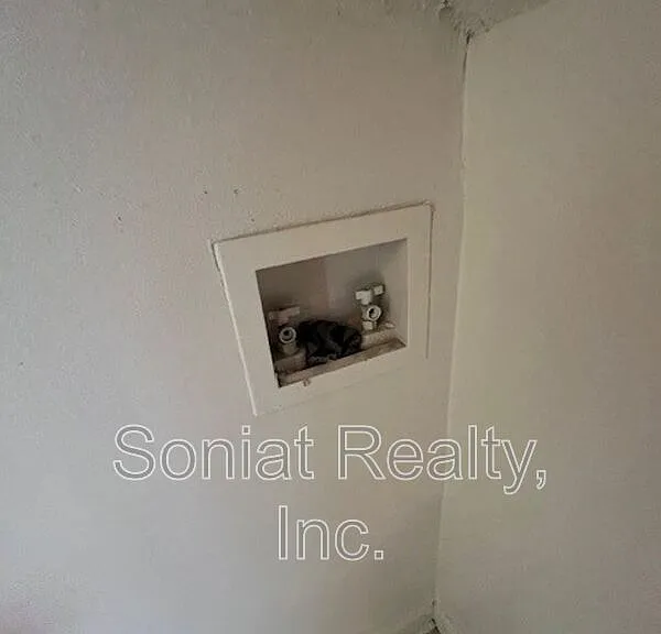 2119 N Villere St #A — Photo 10