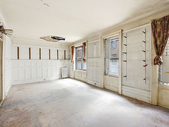 2nd image of 523 W 121st St #22