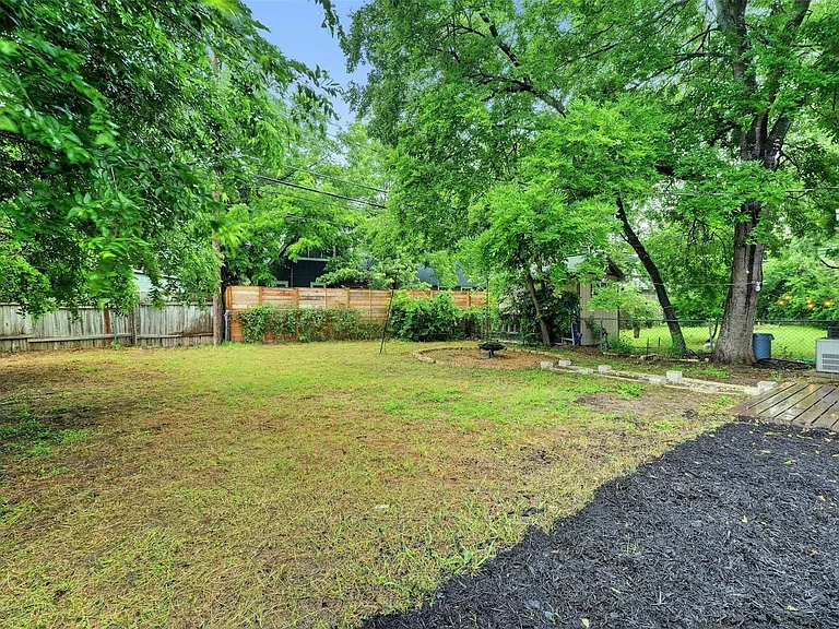1302 E Saint Johns Ave #A — Photo 22