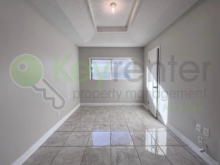 1204 E Rio Vista Ave — Photo 11