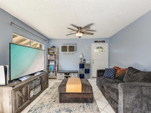 91-1030 Puamaeole St APT 7U, Ewa Beach, HI 96706