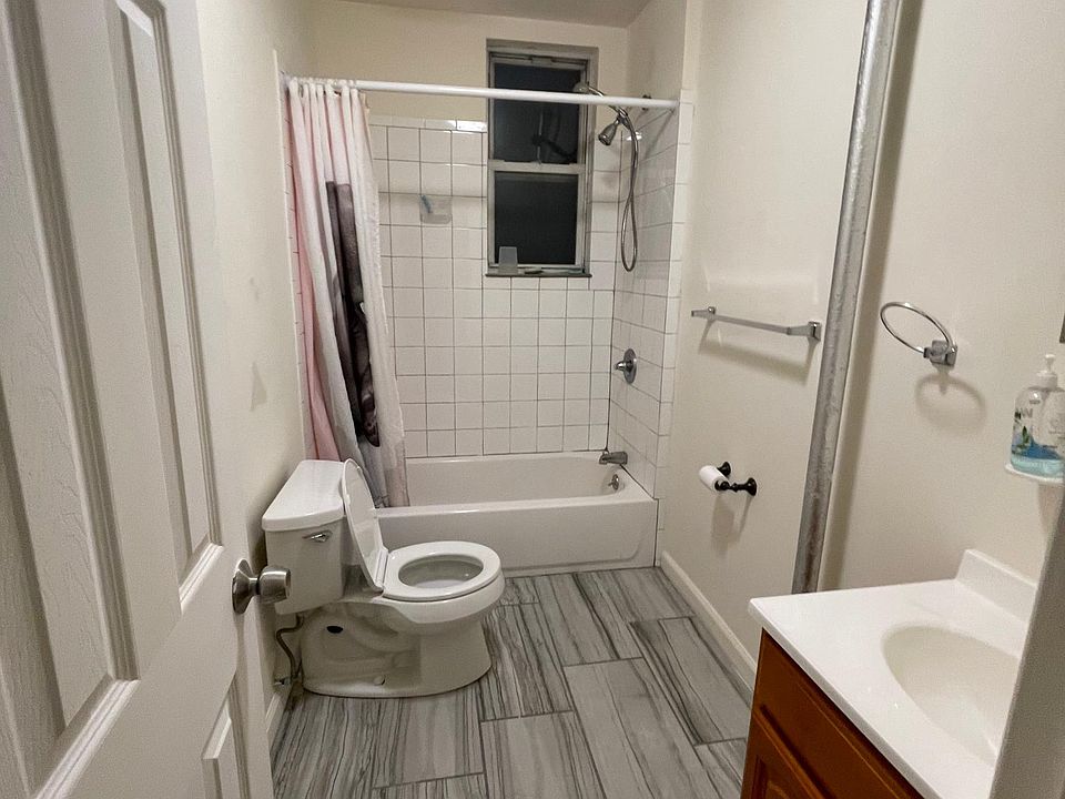 1st image of 90 Saint Andrews Pl #4F