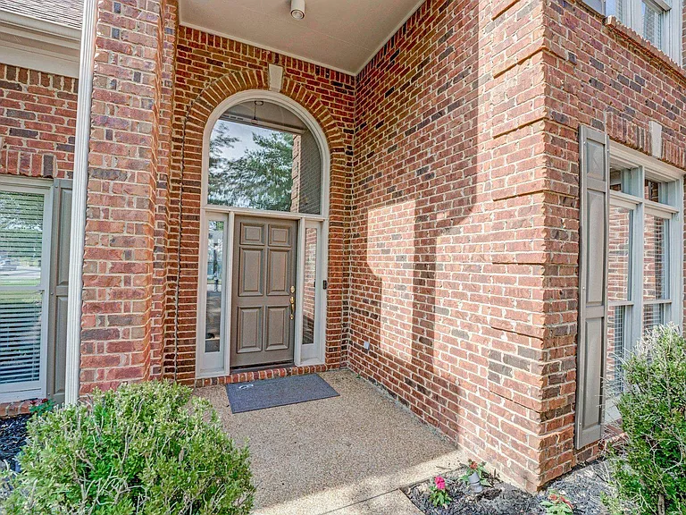 1331 Riding Brook Dr — Photo 37